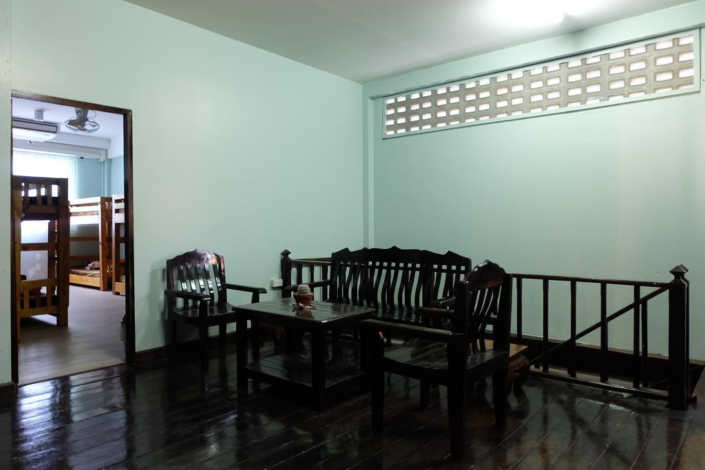 Top Best Hostel Chiangmai 치앙마이 외부 사진