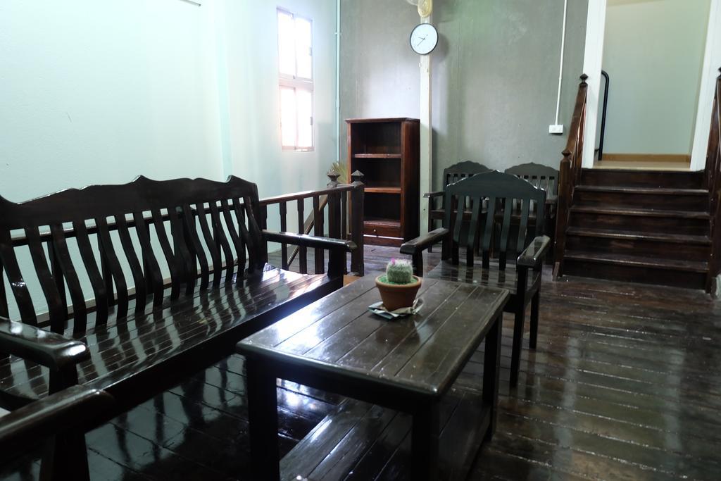 Top Best Hostel Chiangmai 치앙마이 외부 사진