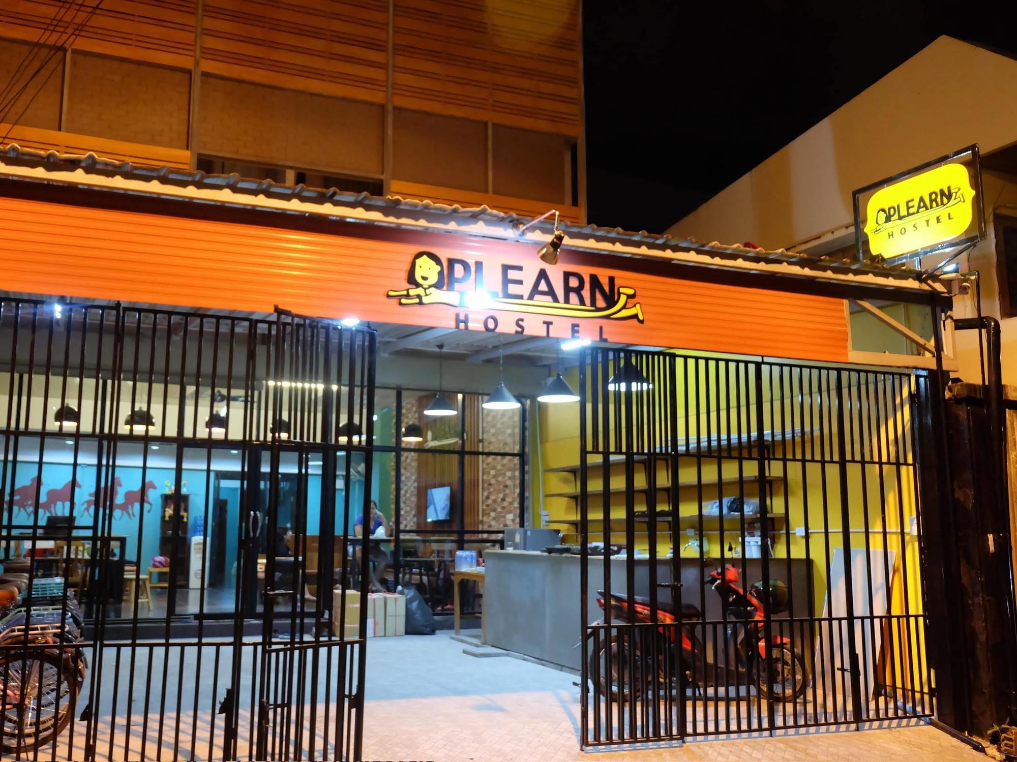 Top Best Hostel Chiangmai 치앙마이 외부 사진