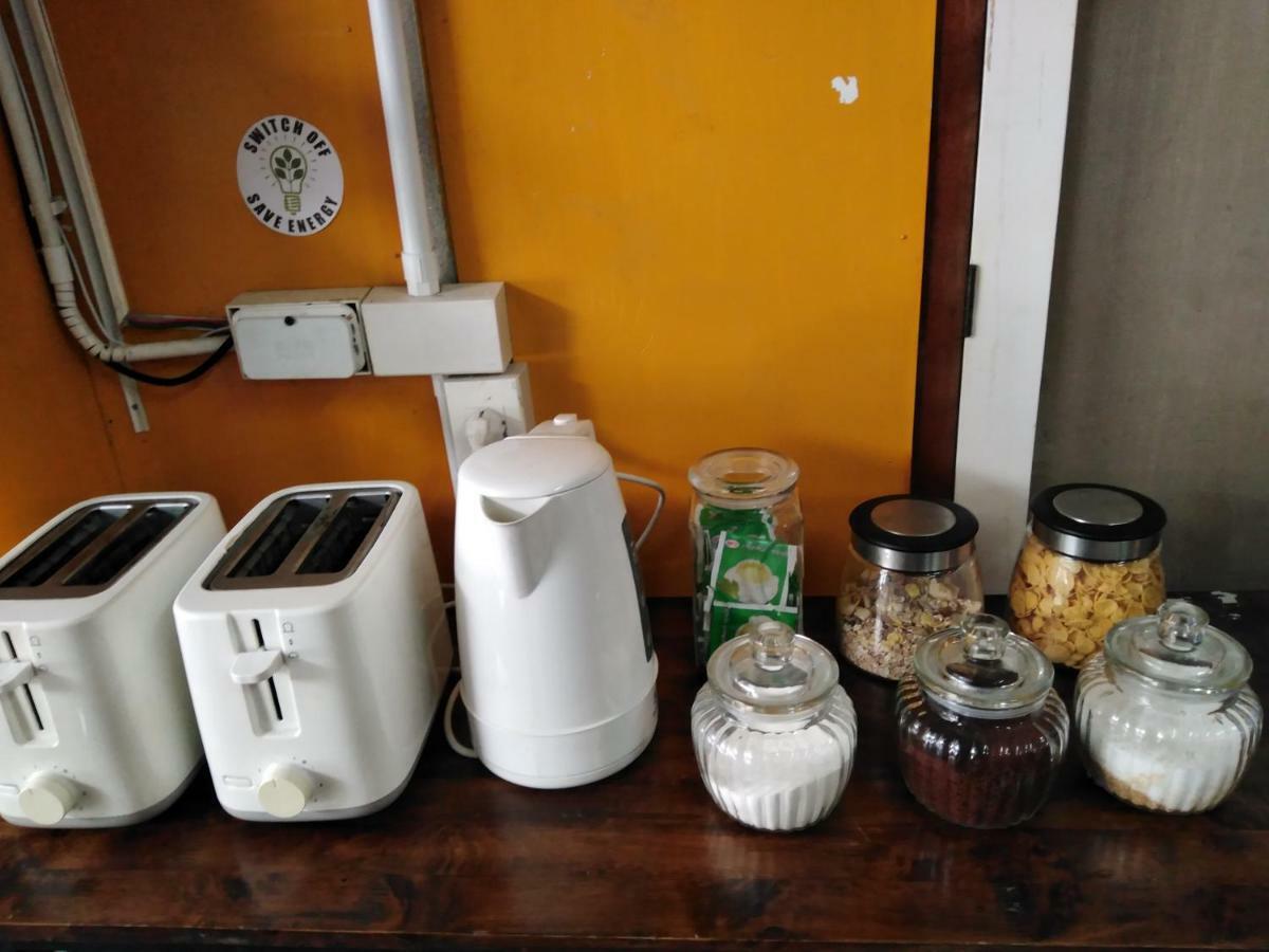 Top Best Hostel Chiangmai 치앙마이 외부 사진