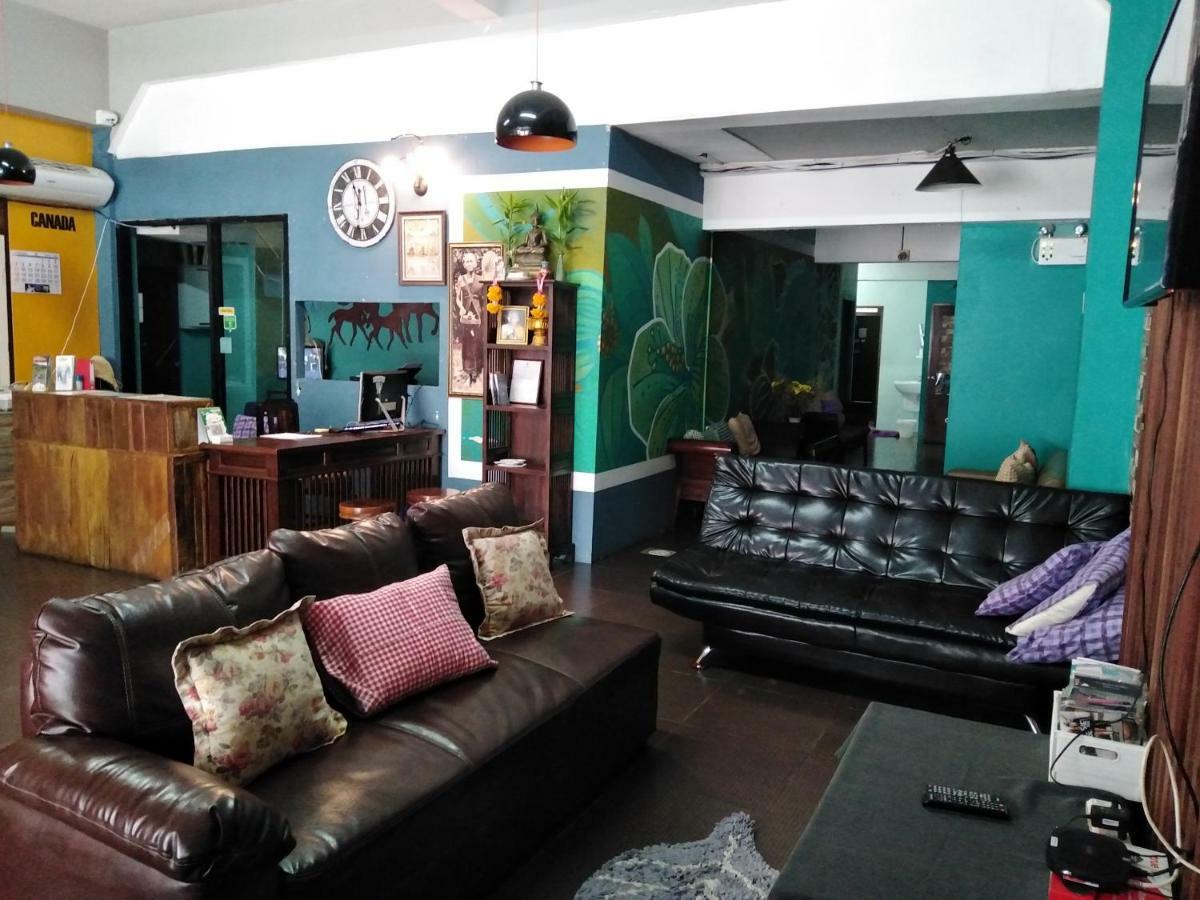 Top Best Hostel Chiangmai 치앙마이 외부 사진