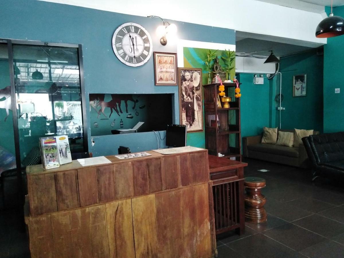 Top Best Hostel Chiangmai 치앙마이 외부 사진